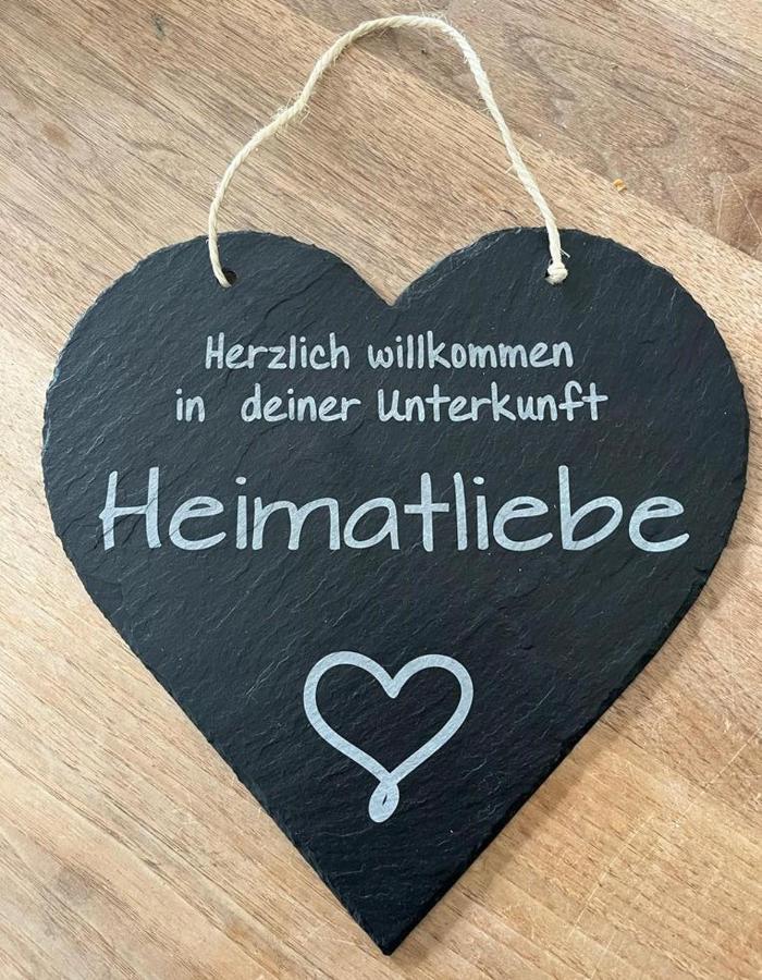 Schoene Ferienwohnung 2,5 Zimmer In Stadtnaehe Mit Eigenem Hofgarten Balingen Bagian luar foto