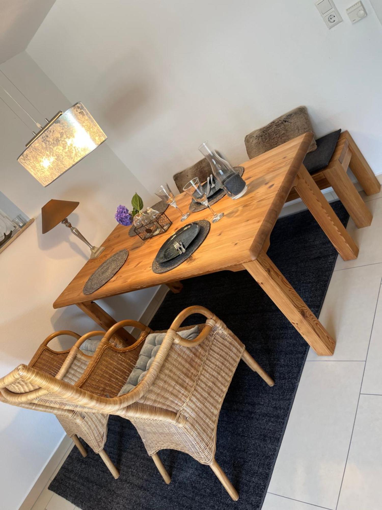 Schoene Ferienwohnung 2,5 Zimmer In Stadtnaehe Mit Eigenem Hofgarten Balingen Bagian luar foto