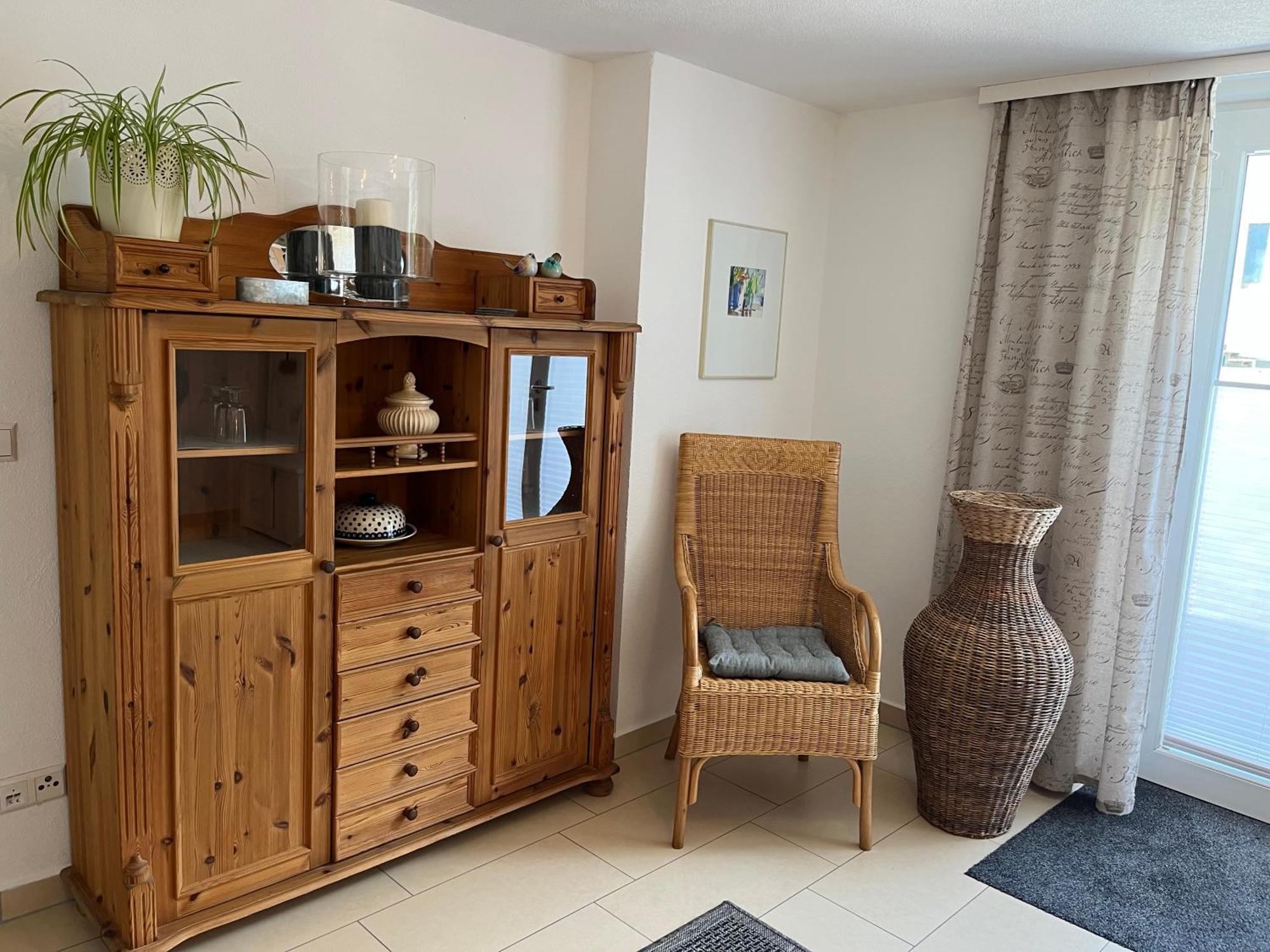 Schoene Ferienwohnung 2,5 Zimmer In Stadtnaehe Mit Eigenem Hofgarten Balingen Bagian luar foto